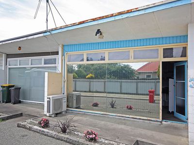 flat 3 / 72 Queen Street West, Levin