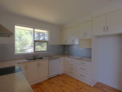 12 Hillcrest Avenue, Mount Gambier