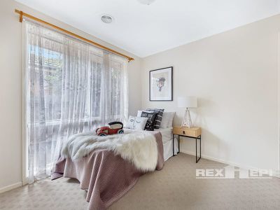 54 Willora Crescent, Cranbourne West