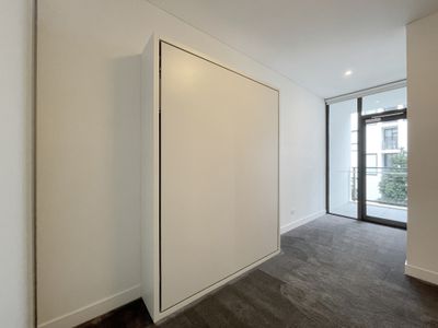 402 / 5 Grattan Close, Forest Lodge