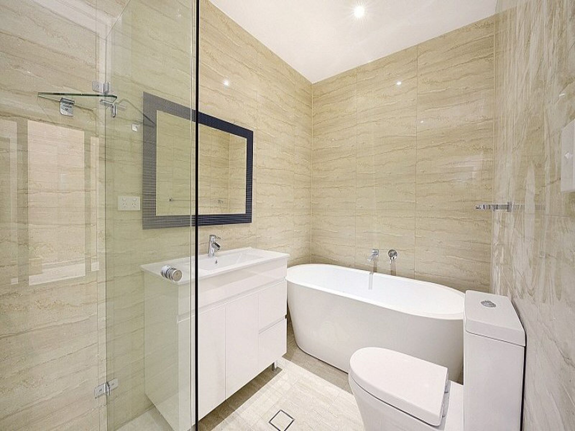 Apartment 2 / 35 Barwon Park Road, St Peters
