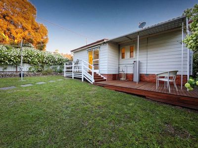 228 WALSH STREET, Albury