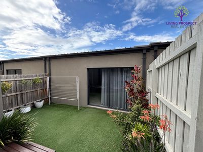 155 Tom Roberts Parade, Point Cook