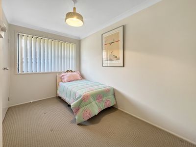17 Broughton  Cct, Tanilba Bay