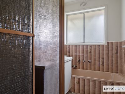 4 Elizabeth Avenue, Werribee