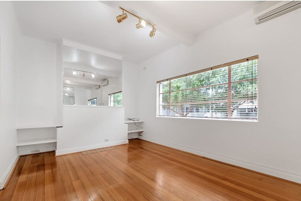 49 / 32 Queens Road, Melbourne
