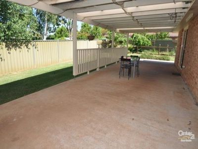 96 Murrayfield Drive, Dubbo
