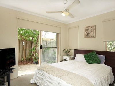 2 / 2 Sunseeker Place, Noosaville