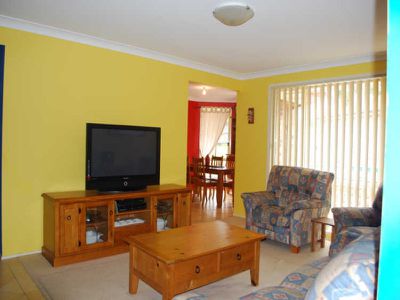 18 Glengarry Way, Horsley