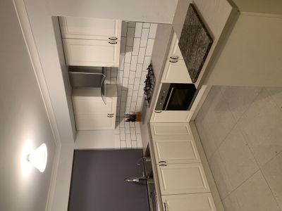 2 Norn Close, South Guildford