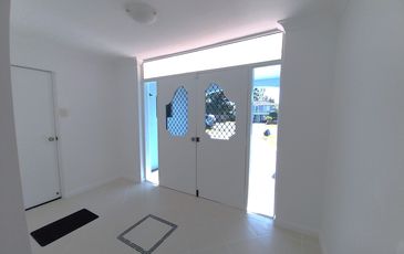 86 Cams Blvd, Summerland Point