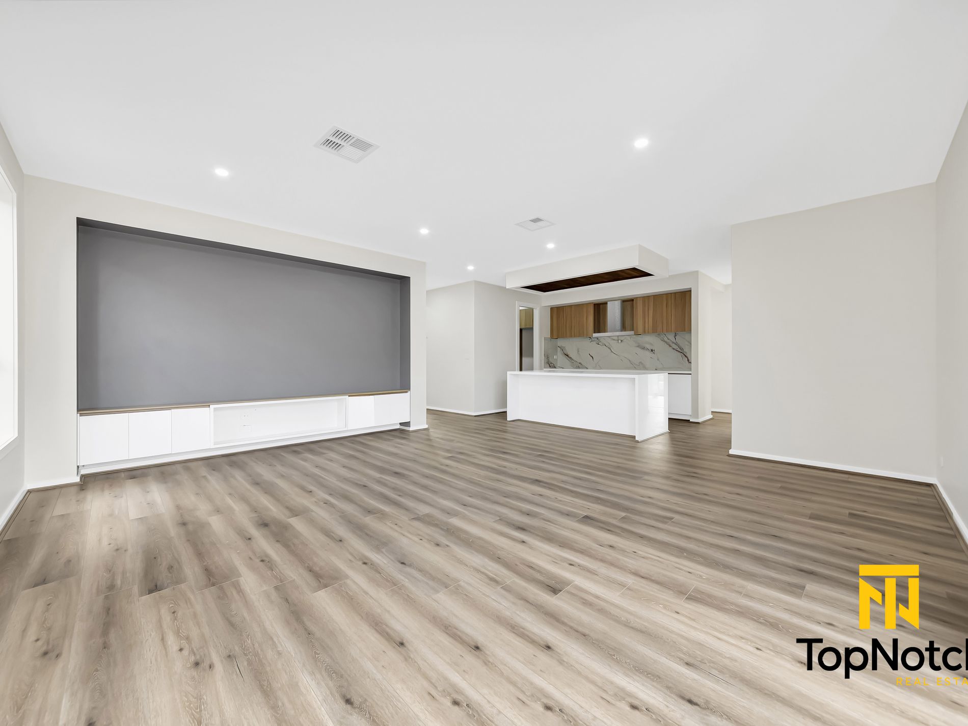469 LITHGOW STREET, Beveridge