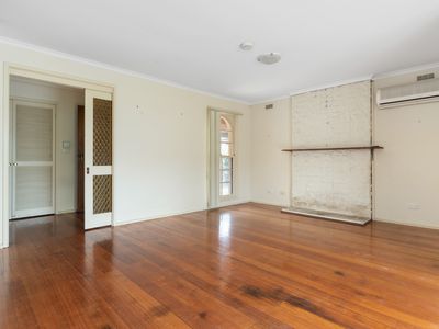 51 Armstrongs Road, Seaford