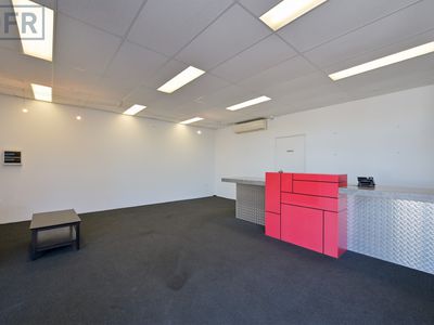 1 / 453 Yangebup Road, Cockburn Central