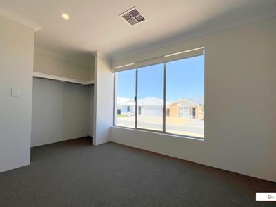 7 Siesta Way, Madora Bay