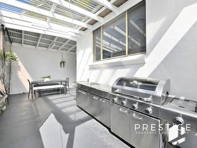 2 / 66 Lorraine Avenue, Bardwell Valley