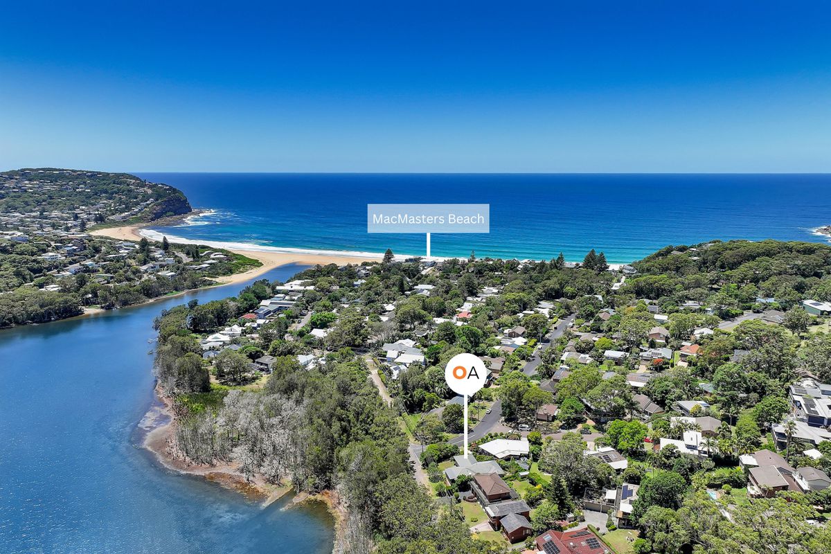 28 Lakeside Drive, Macmasters Beach