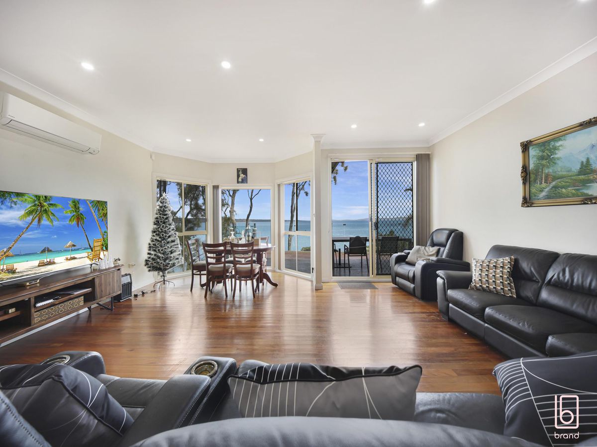 83 Main Road, Toukley