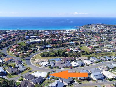 2 / 1 Bakara Court, Forster