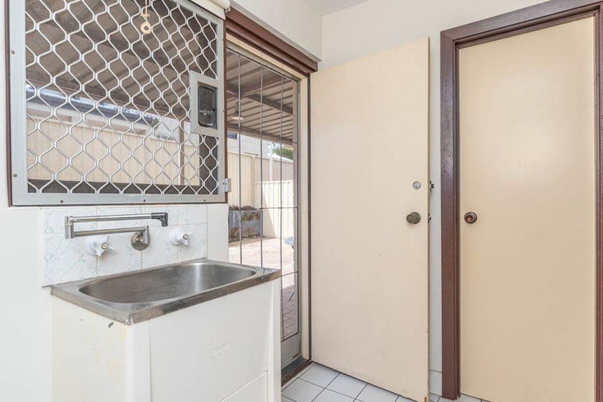 4 / 20 Alston Avenue, Como