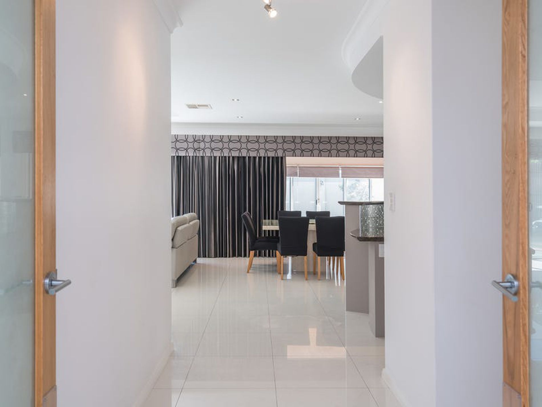 50 Maldives Drive, Hillarys