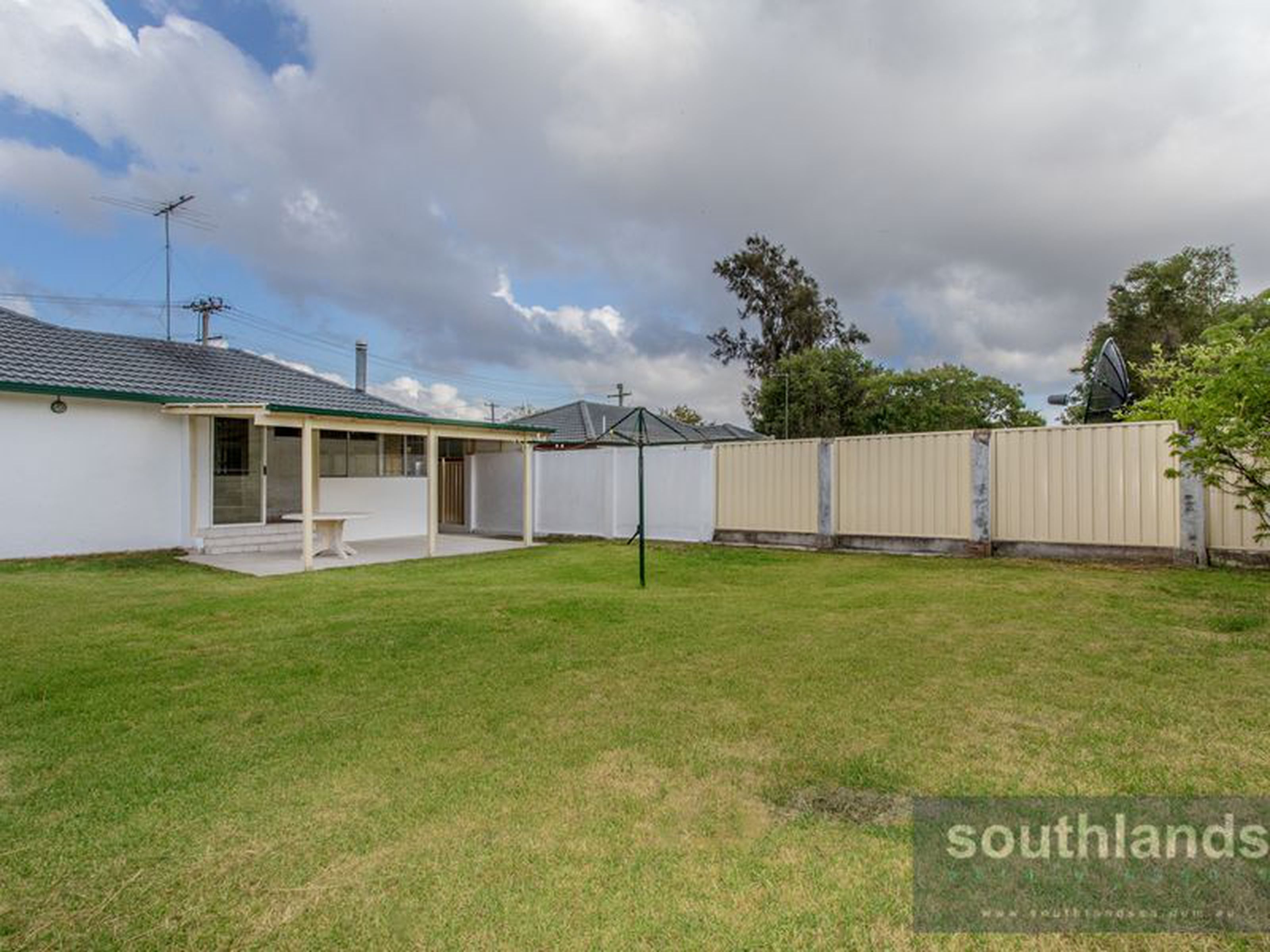 2 Stapley Street, KINGSWOOD