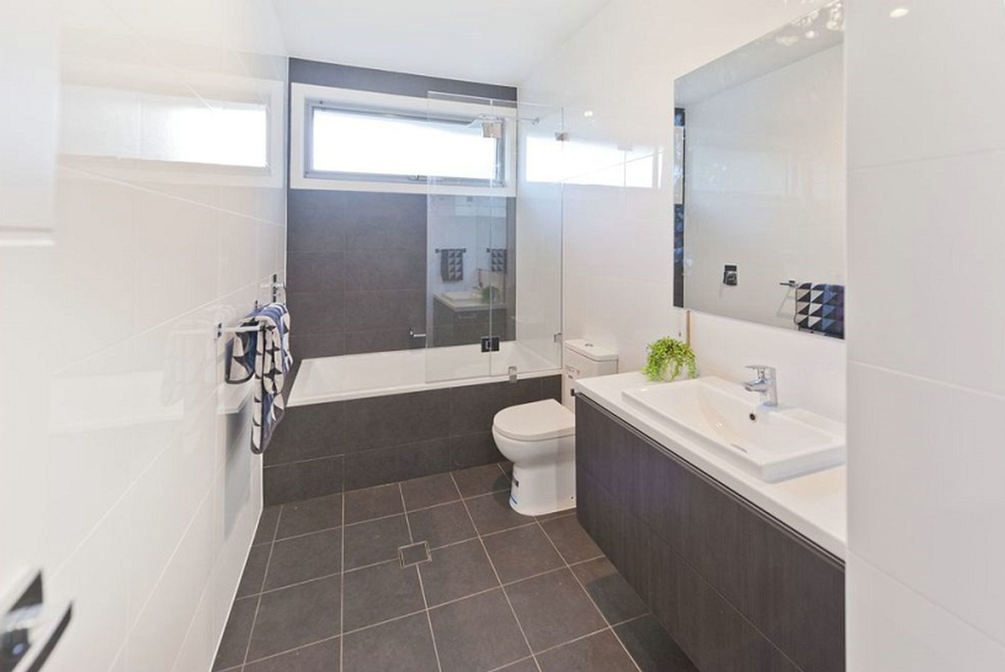 1 / 5 Guilford Avenue, Prospect