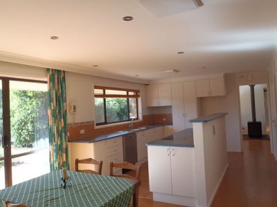 7 Barracks Close, Dubbo