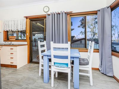 60 Strata Avenue, Barrack Heights