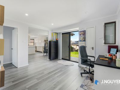 5 Leonard Place, Bonnyrigg