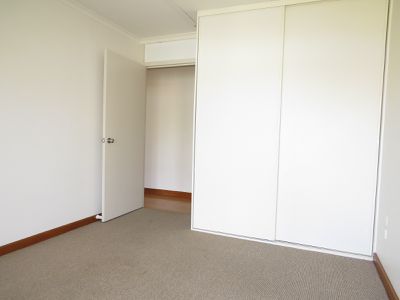 2 / 5 Aloota Crescent, Ocean Shores