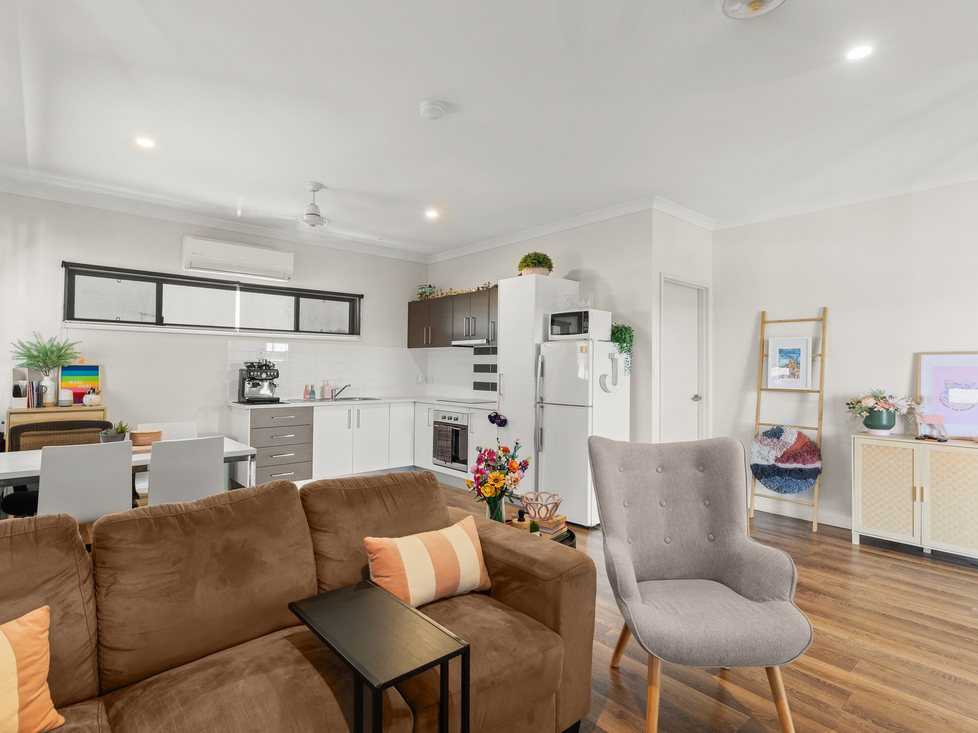 10 / 25 Dalmatio Street, Bilingurr