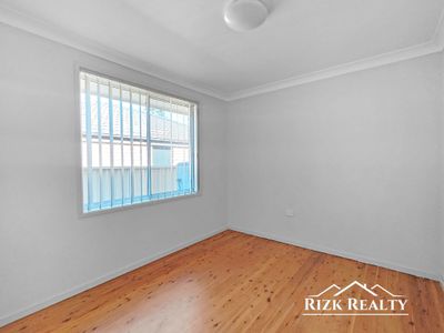 204 Banks Drive, St Clair