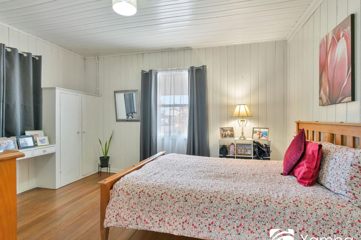 18-20 Clyde Street, Maclean