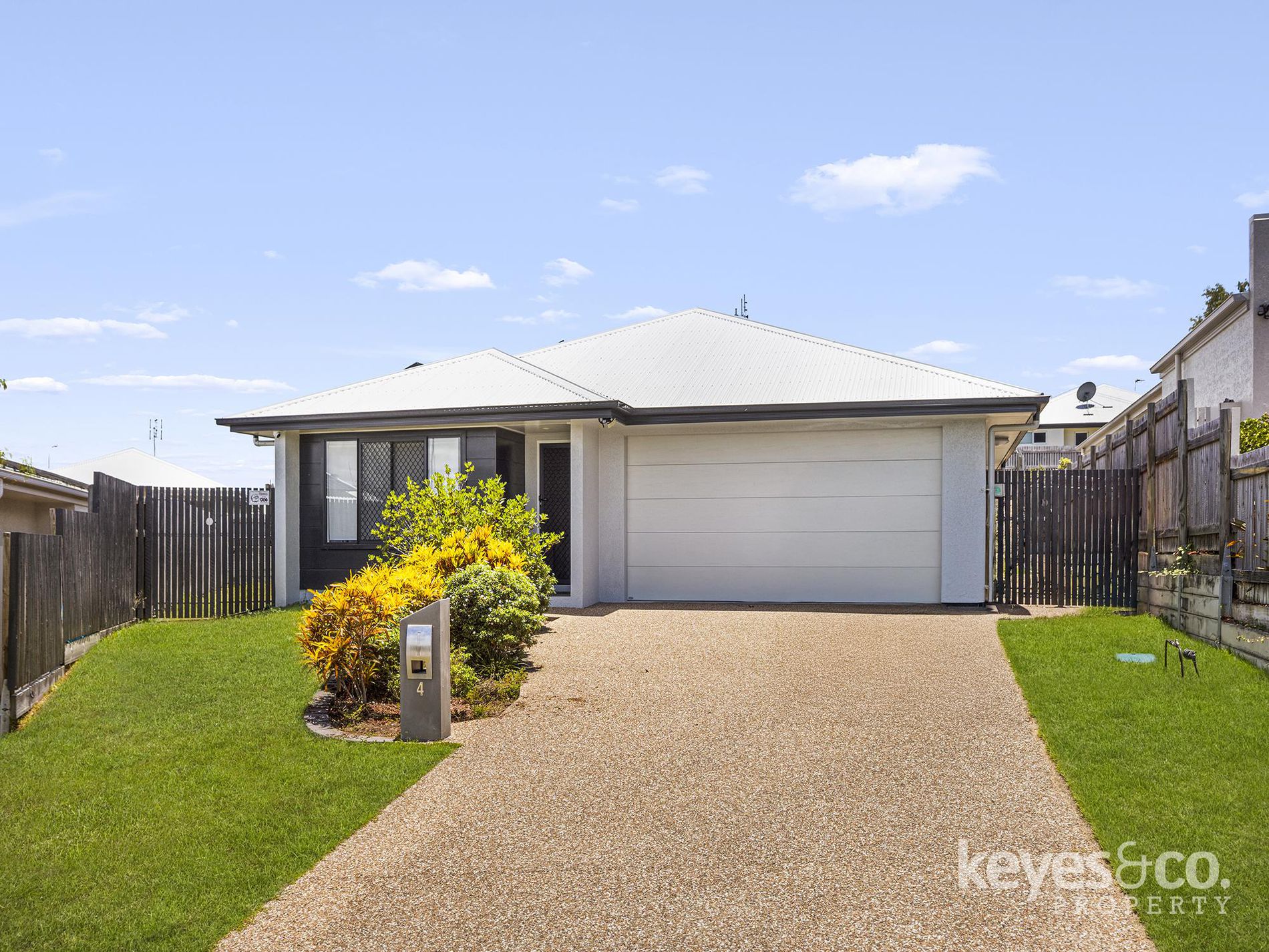 4 Peak Circuit, Cosgrove