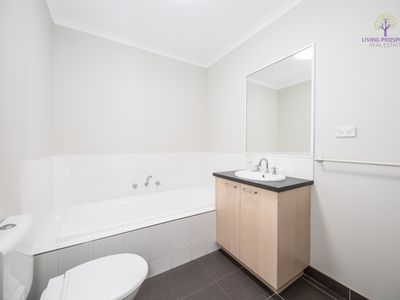 28A / 39 Astley Crescent , Point Cook