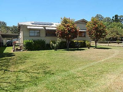 102 Brisbane Street, Nanango