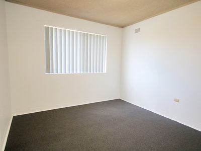 1 / 6 Shadforth Street, Wiley Park