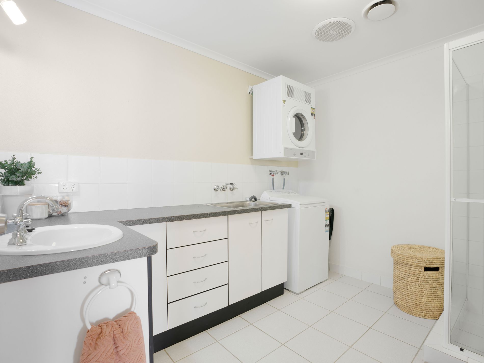 6 / 27-29 Frank Street, Coolum Beach