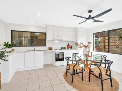 42 Cambrian Avenue, Smithfield