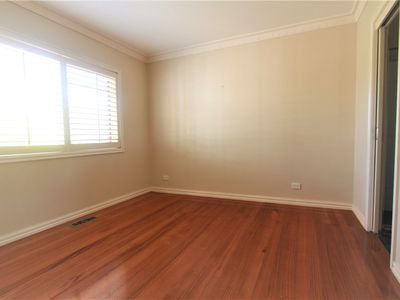 2 / 6 Macrina Street, Oakleigh East