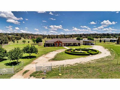 65 Torryburn Way, Dubbo