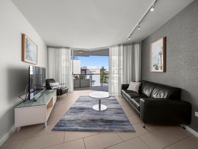 408 / 10 Leeding Terrace, Caloundra