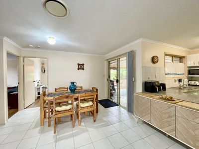 9 Arwon Close, Point Vernon