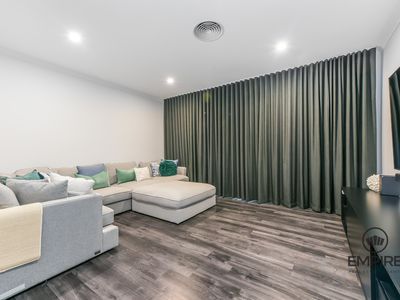 35 Kershope View, Clyde North