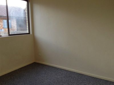 2 / 7 Windle Street, Lake Illawarra