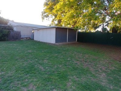 10 Bell Street, Monto