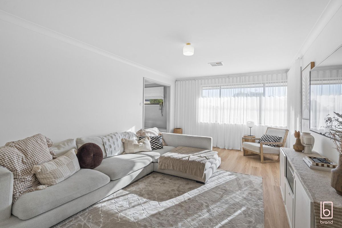 21 Phyllis Avenue, Kanwal