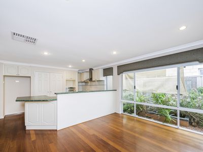 21 The Anchorage, Maylands