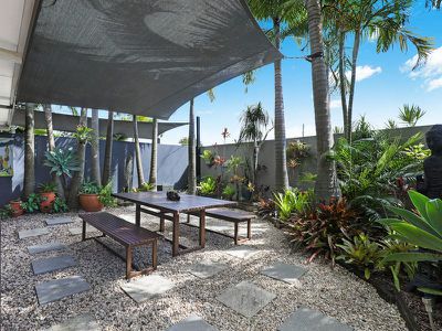 651 David Low Way, Pacific Paradise